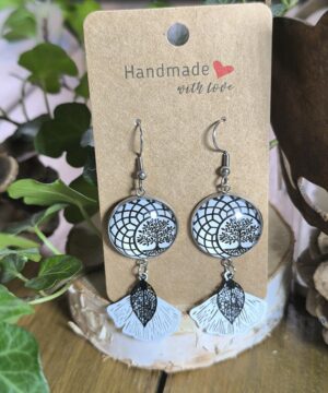 Boucles d'oreilles attrape rêve ginkgo noir et blanc