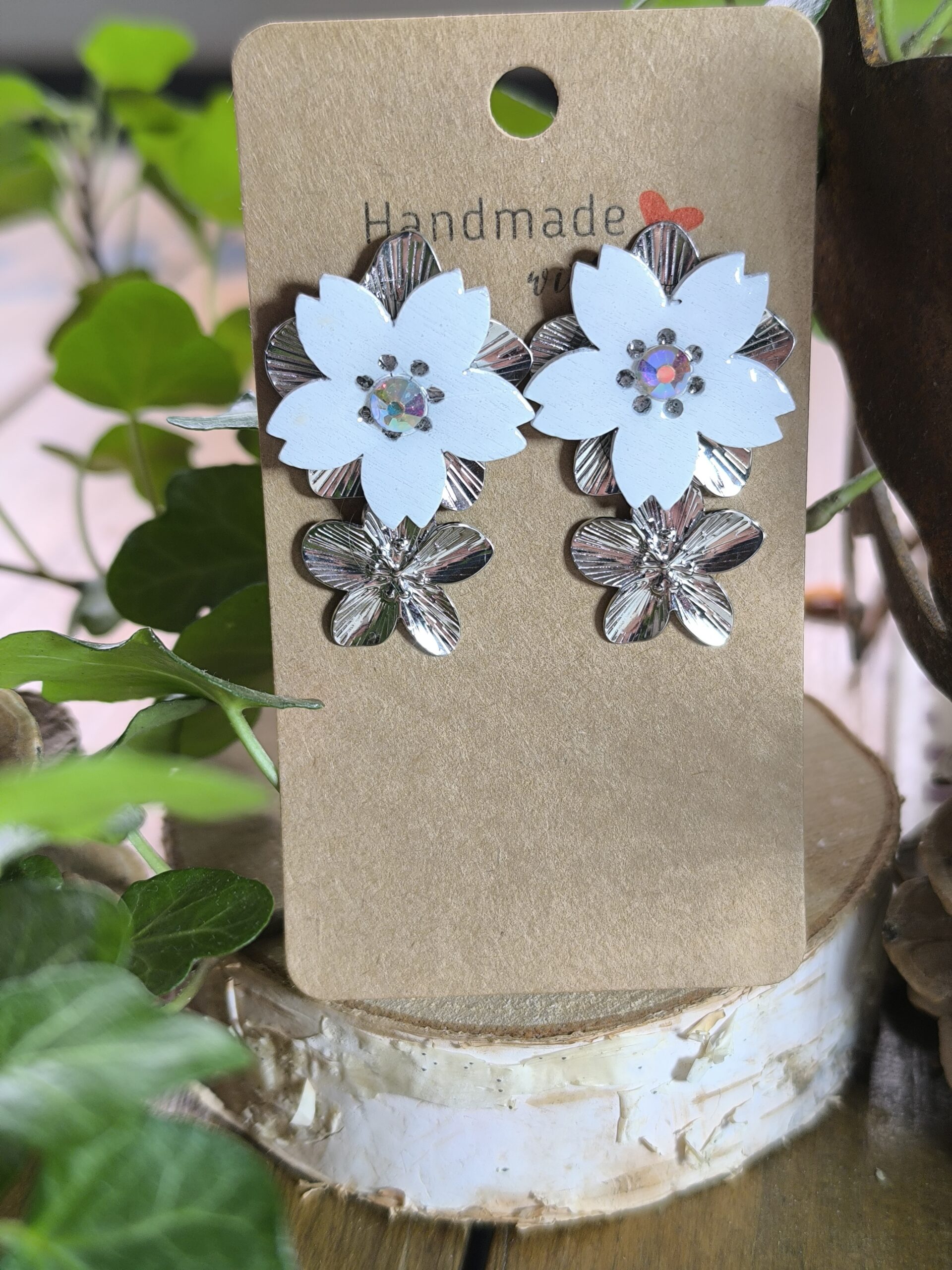 Sakura pendante