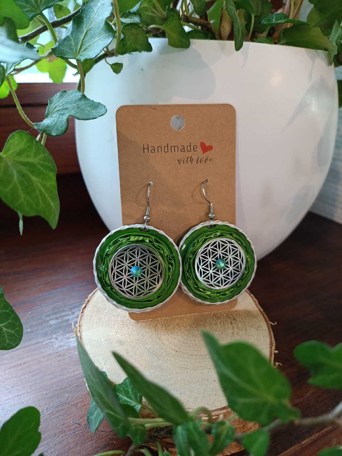 Boucles capsules vertes Fleur de vie